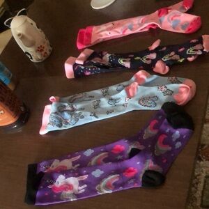 Tisancy 4 Pairs Kids Compression Socks 15-20 mmHg Knee Length Compression Stocki